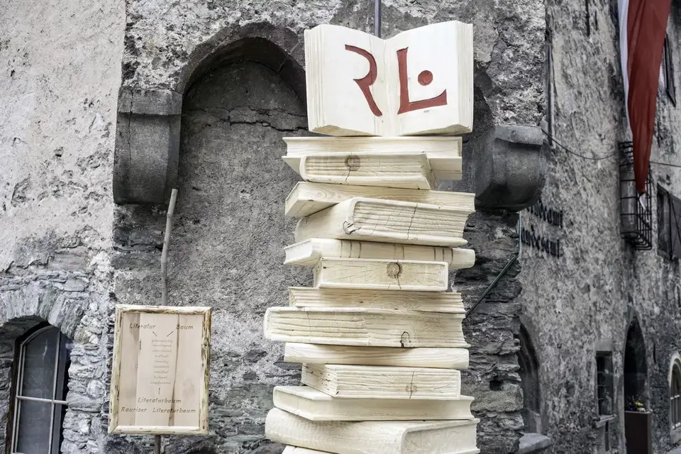 Hotel Alpina Rauris într-un cadru alpin în Salzburger Land, ideal pentru relaxare și aventuri în natură